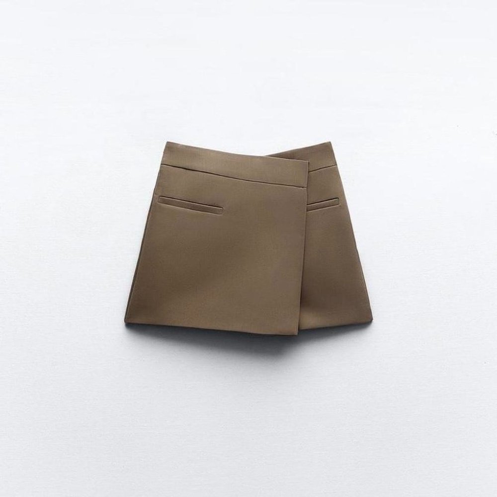 NWT 2023 Zara tan / taupe skort